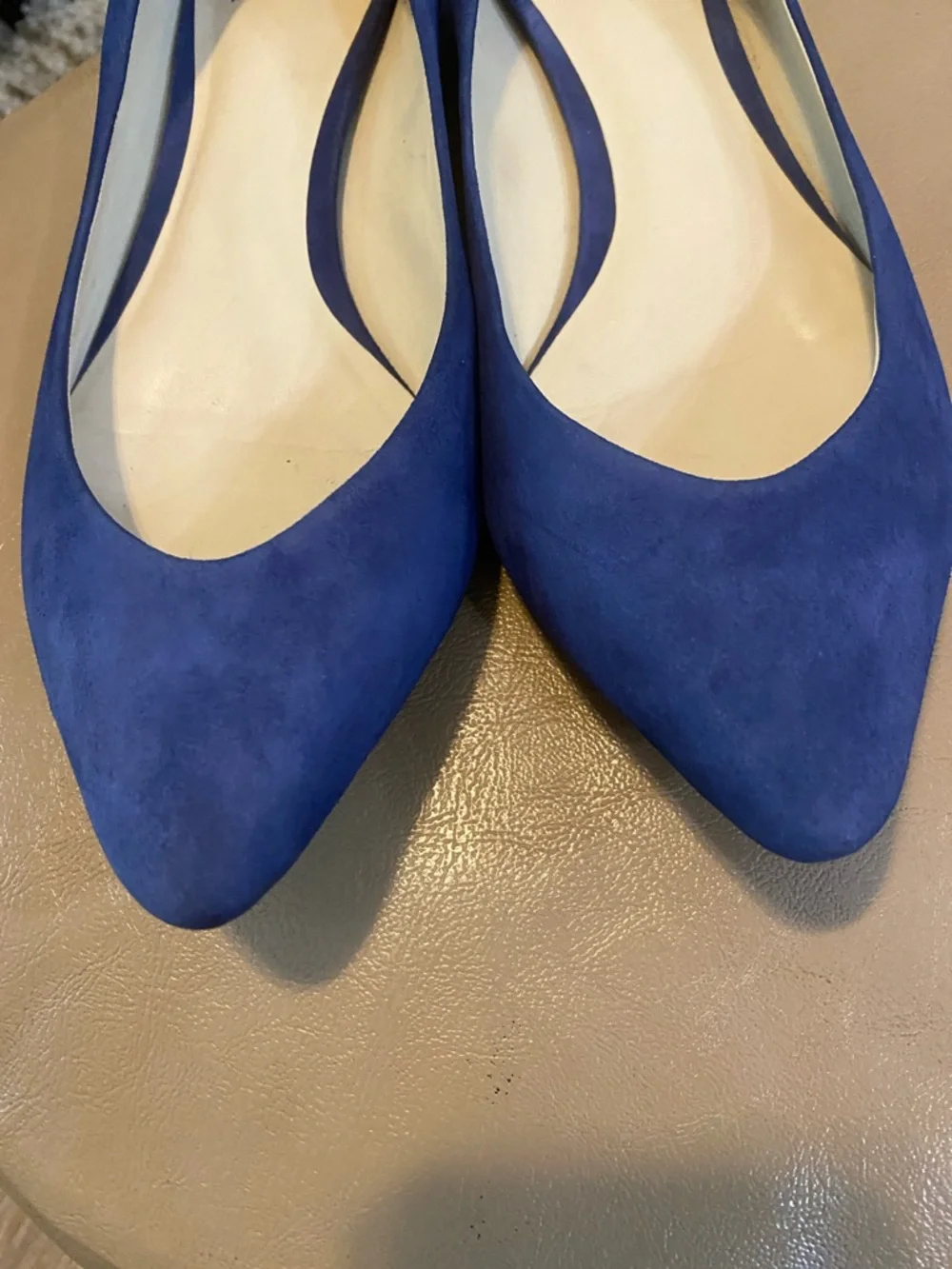 Alexandre Birman Royal Blue Suede Pointed-Toe Flats size 7.5 - Picture 8 of 8